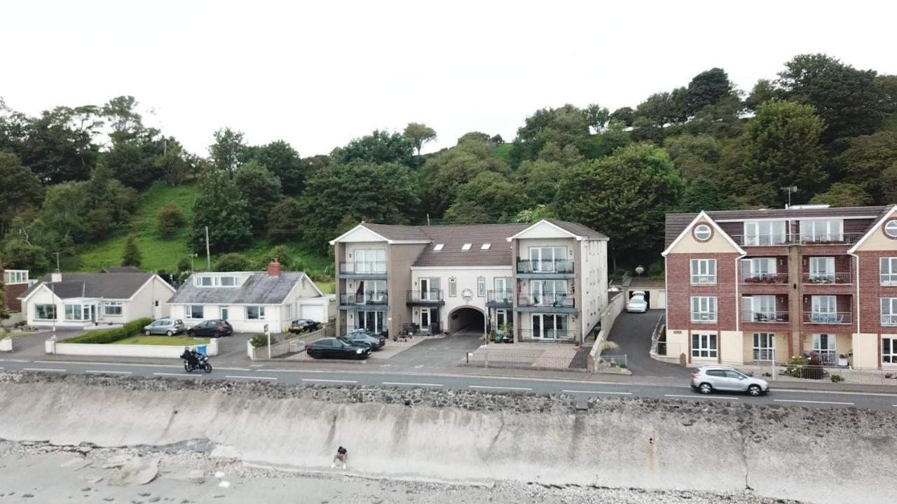 Bayview Apartments Ballygally  Buitenkant foto
