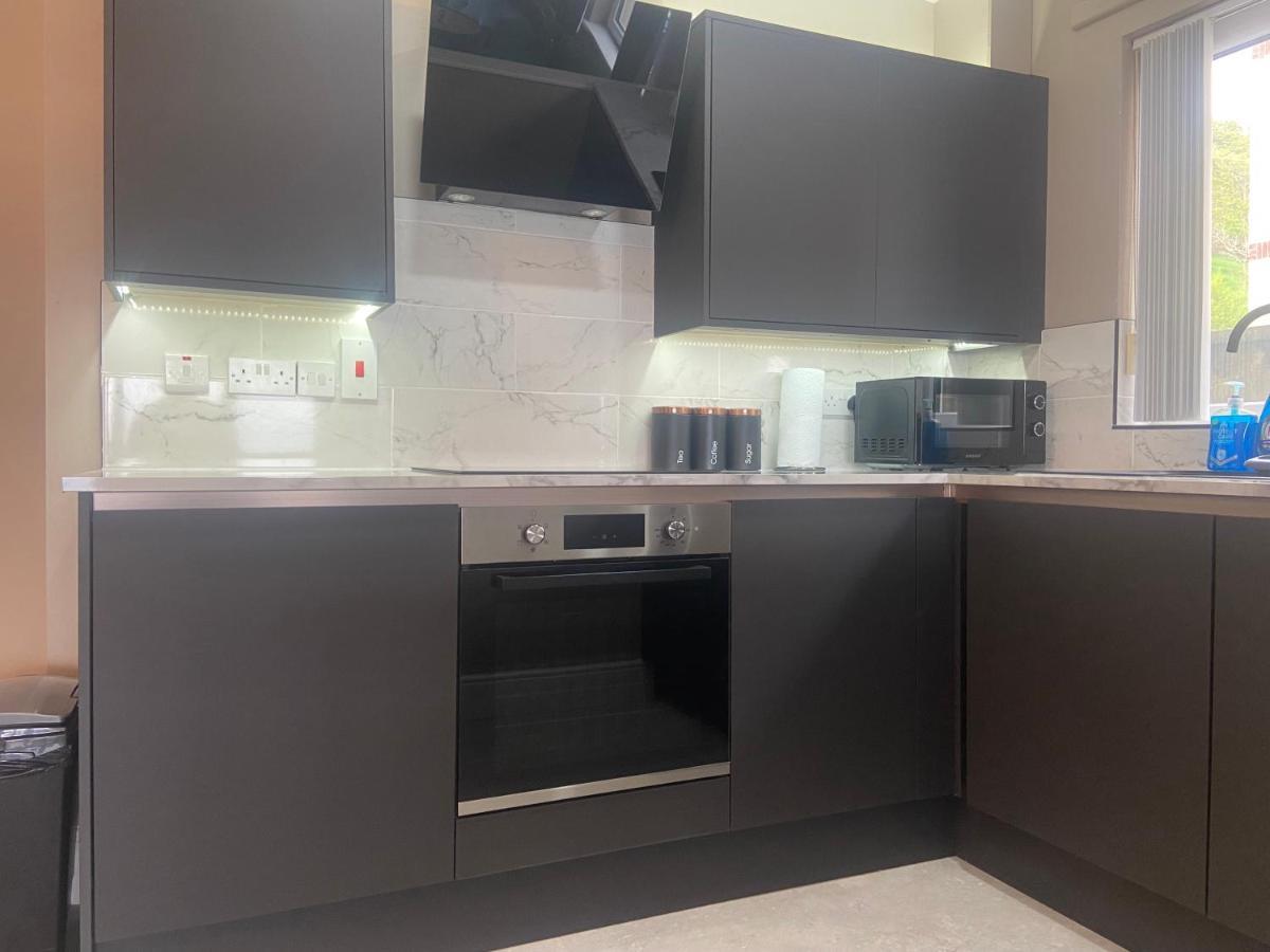 Bayview Apartments Ballygally  Buitenkant foto