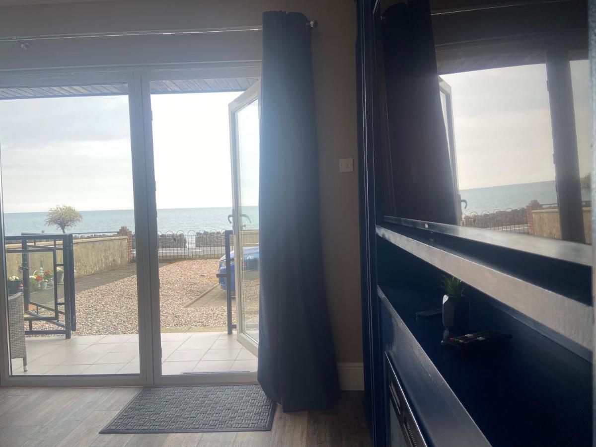 Bayview Apartments Ballygally  Buitenkant foto