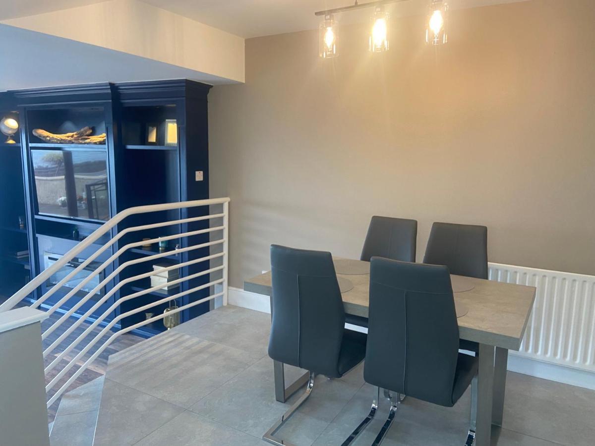 Bayview Apartments Ballygally  Buitenkant foto