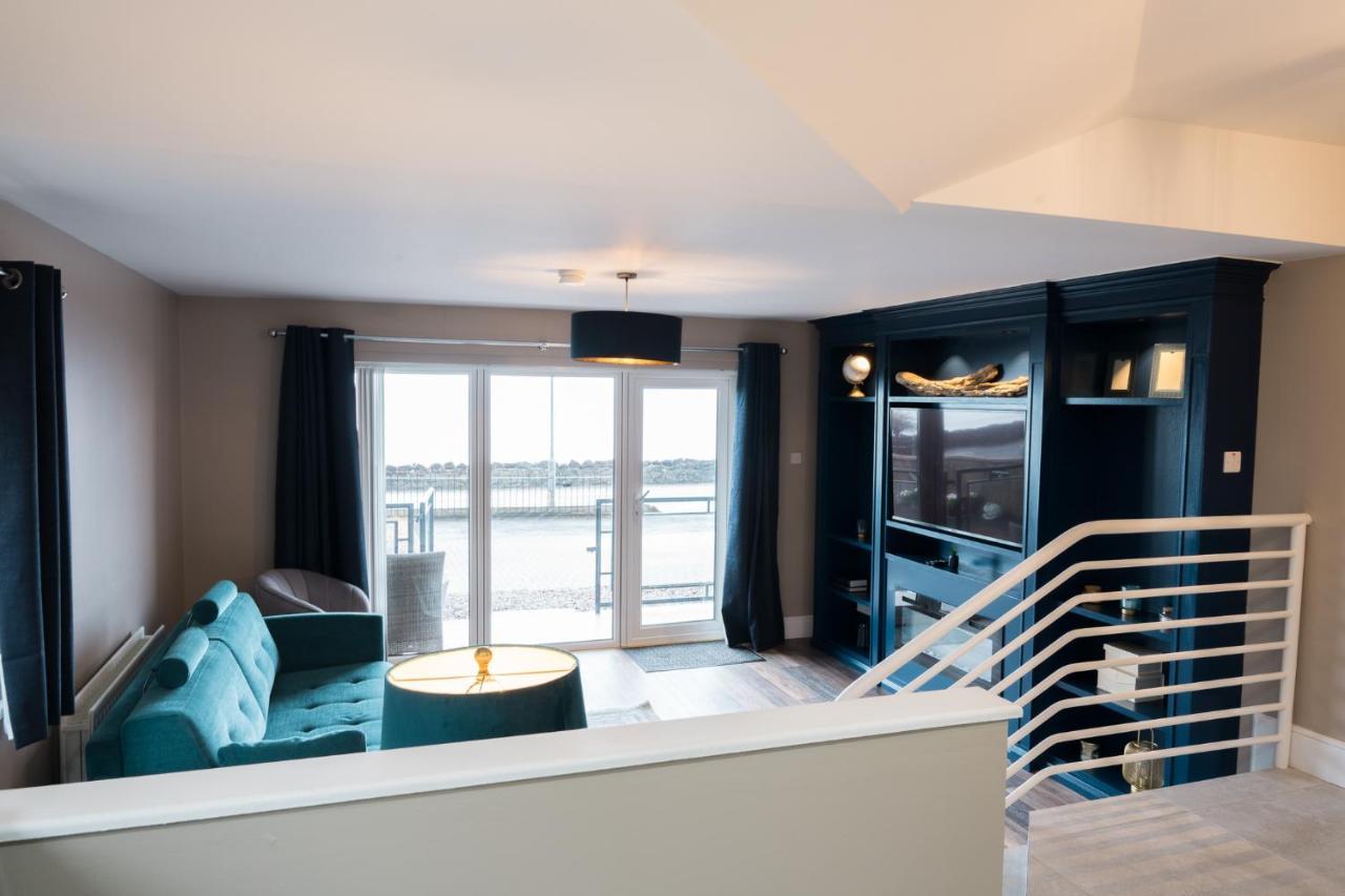 Bayview Apartments Ballygally  Buitenkant foto