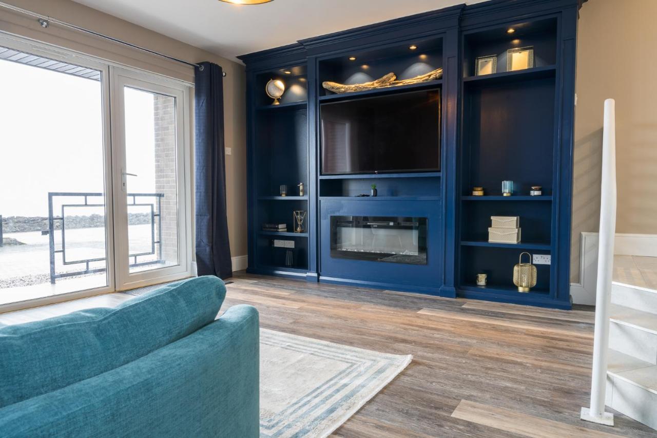 Bayview Apartments Ballygally  Buitenkant foto