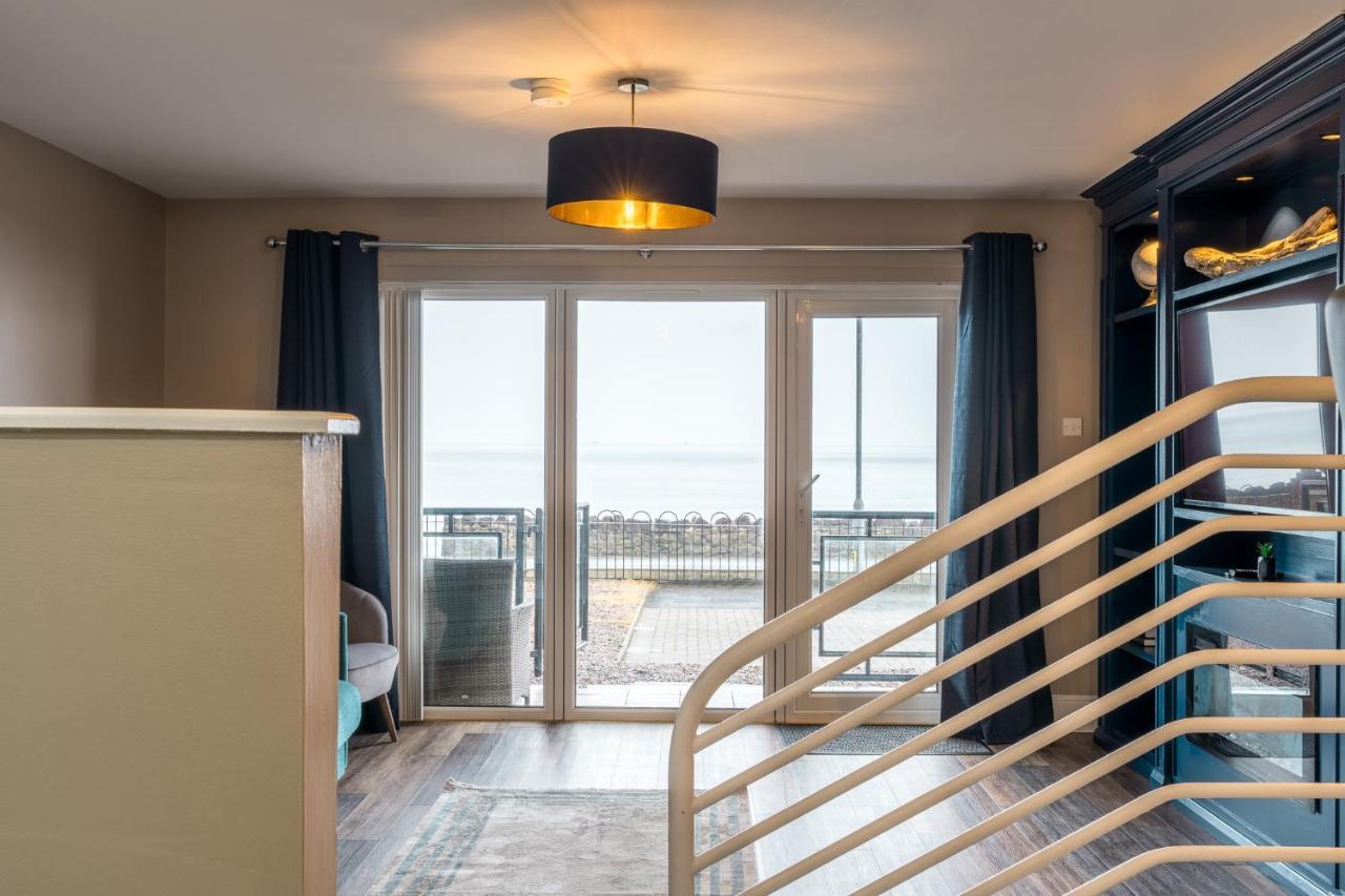 Bayview Apartments Ballygally  Buitenkant foto